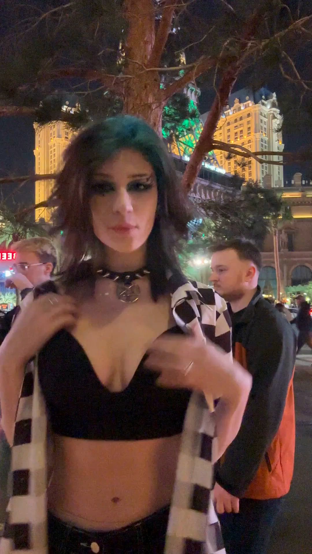 OnlyFans, Teen, Tits, at-work, goth-girls, legal-teens