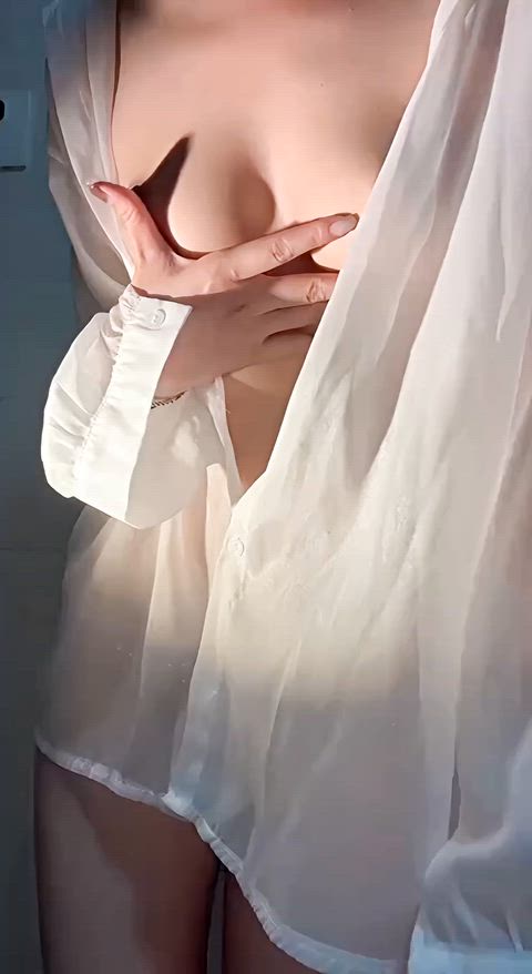 i might be small but i'll make you beg for more