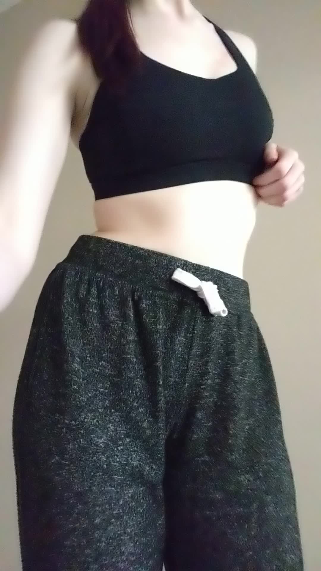 Hope you like titty reveals!