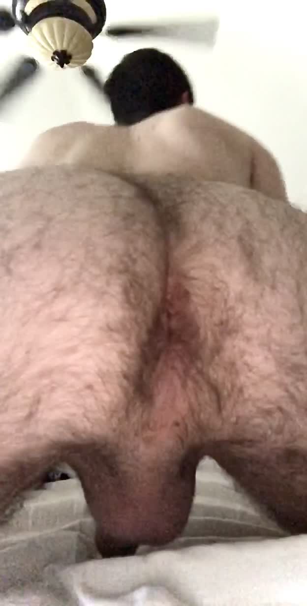 😈