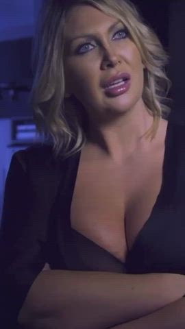 Big Dick Big Tits Leigh Darby MILF Step-Mom Twink Porn GIF by mollatare