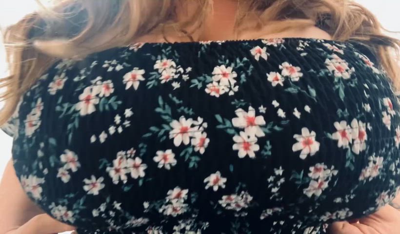 35 [F] - do you ever just crave attention?