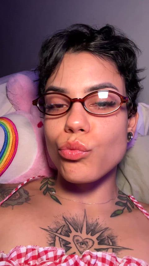 Sexy teasing thumbnail