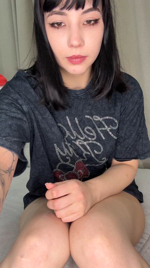 Feet so sizzling they're hot