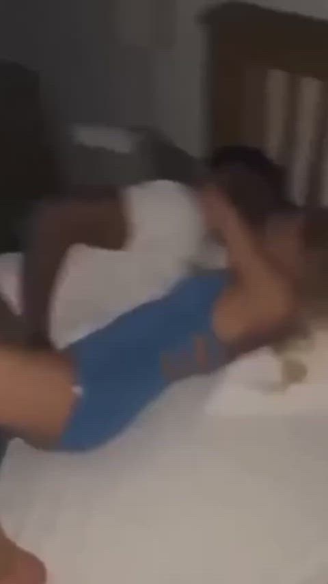 niggas didn't even have time to get naked 😭😭