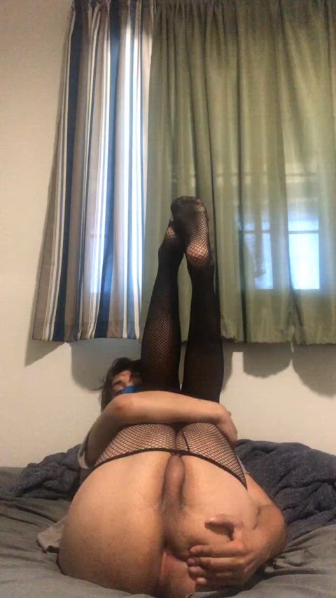 It’s a little tiring holding my legs like this maybe you’d like to take over for me? 💕