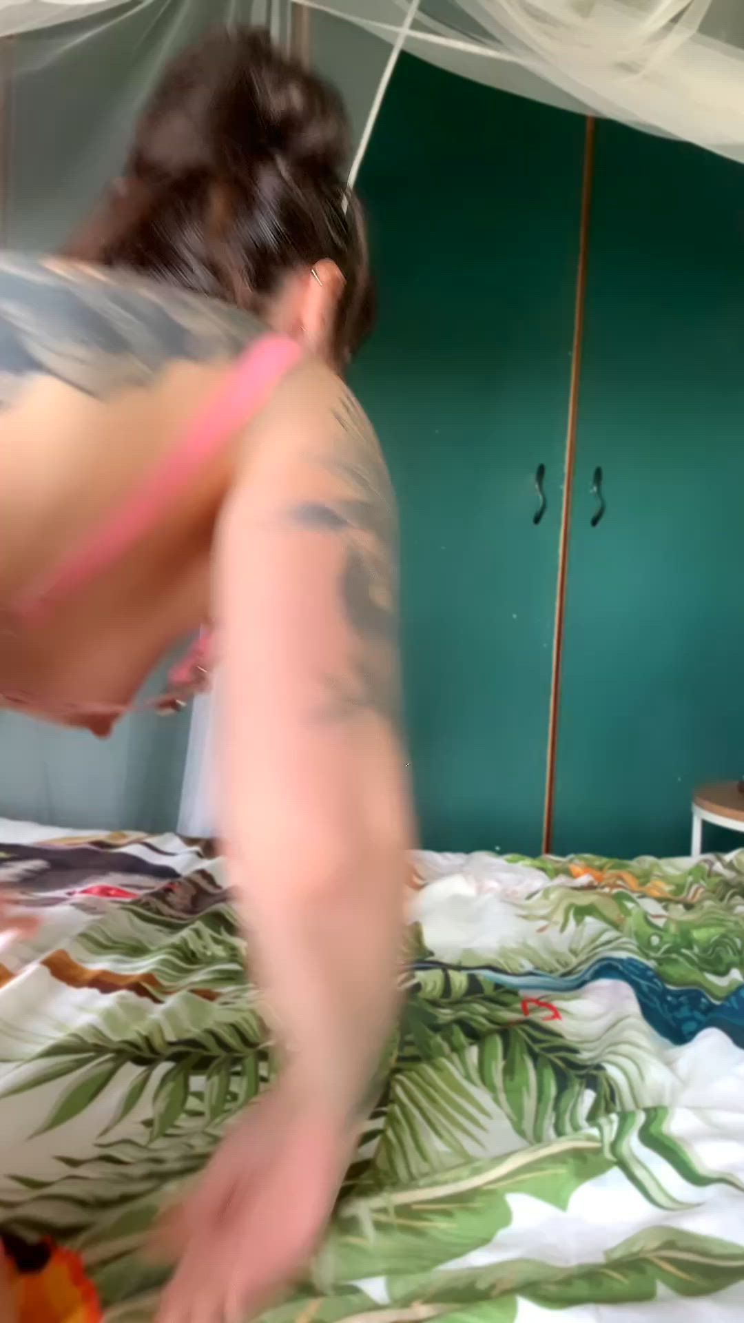 This is your invitation to creampie a goth girl