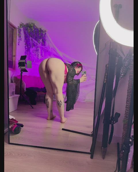 Perky ass craving to be spanked