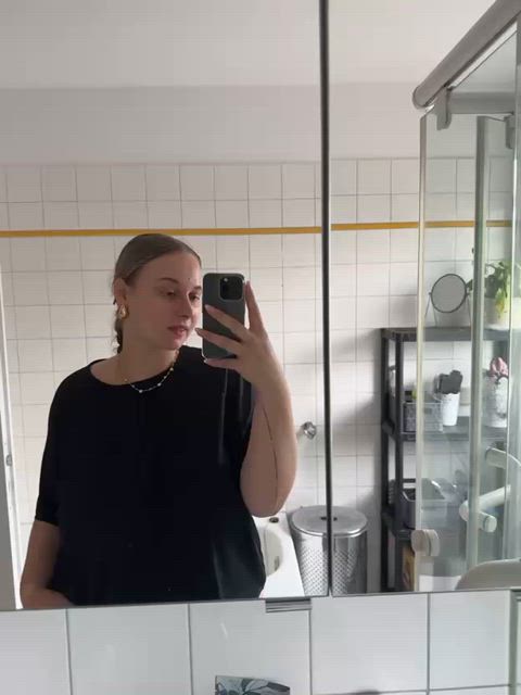 You'd let me ruin your relationship for 5 minutes of this. Don't lie