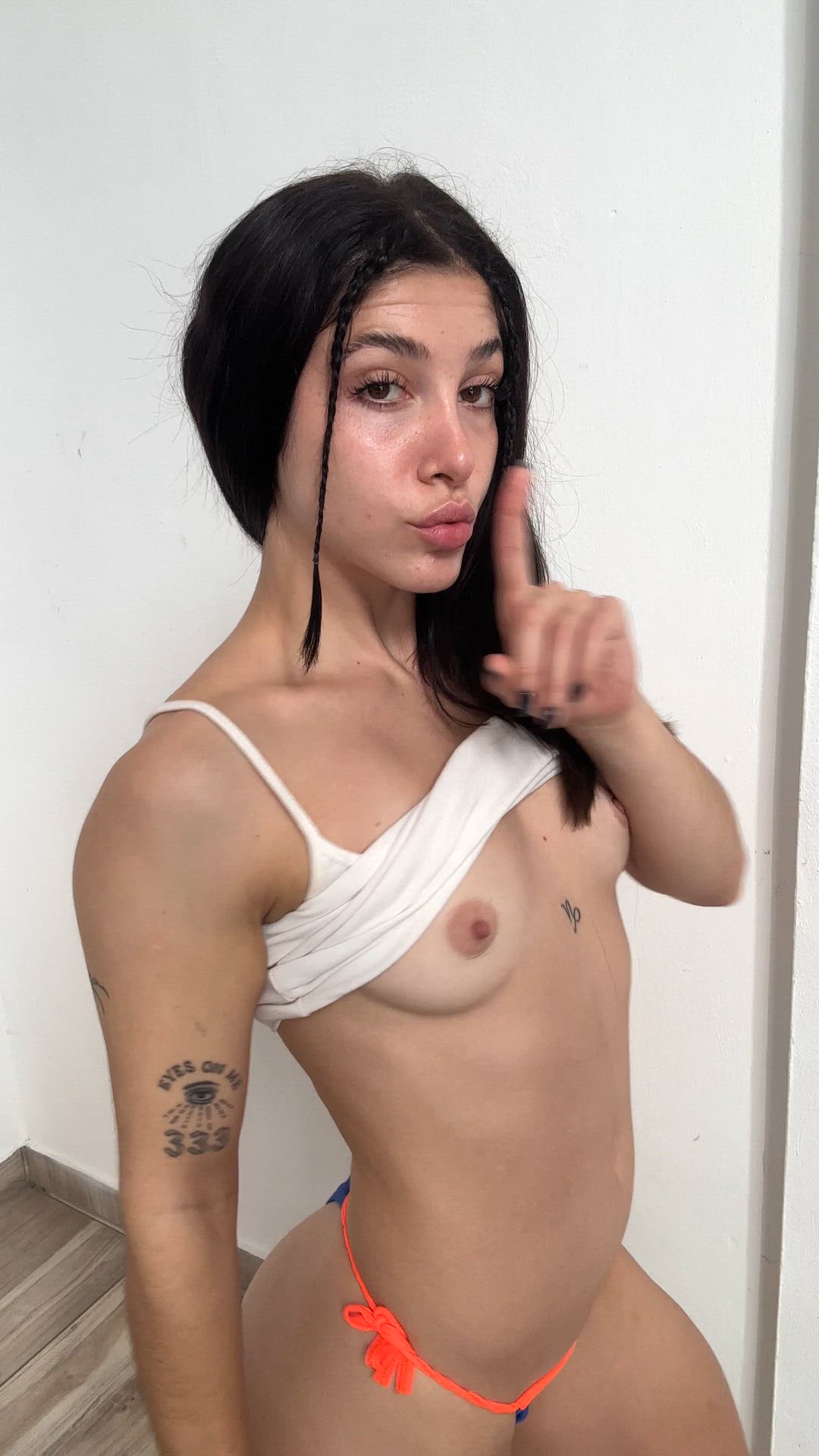 GIF thumbnail