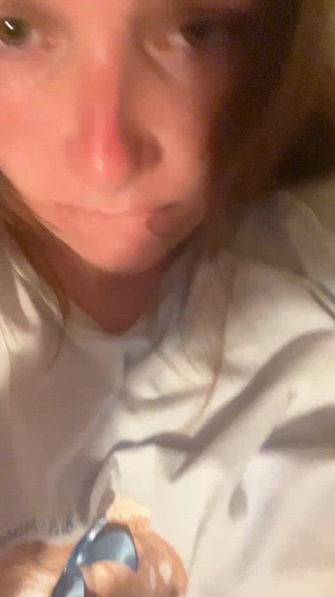 playing with my pretty pink pussy 💕💕💘