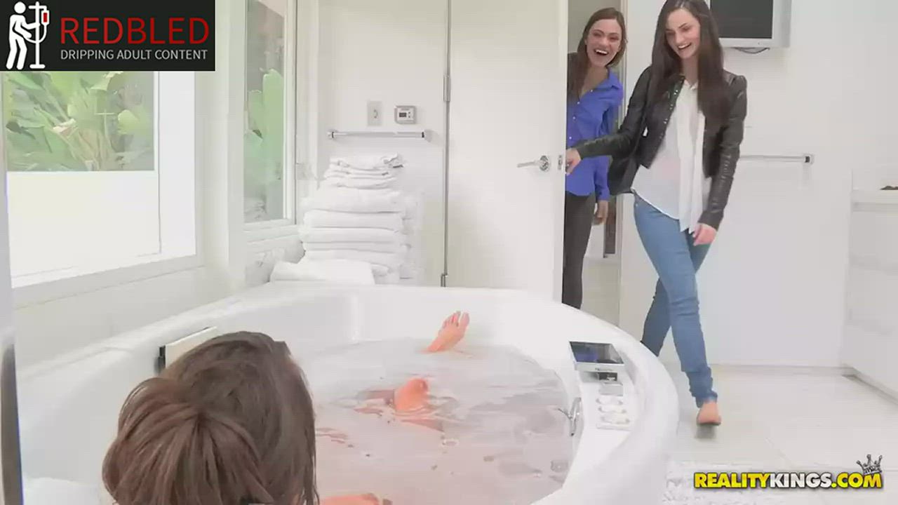 Ass Bath Riley Reid Porn GIF by redbledcom