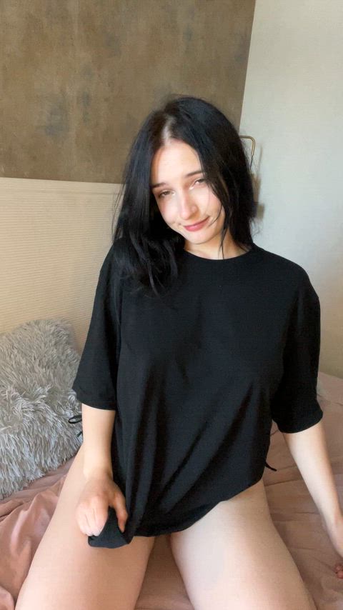 I want to show you how attractive my boobs are