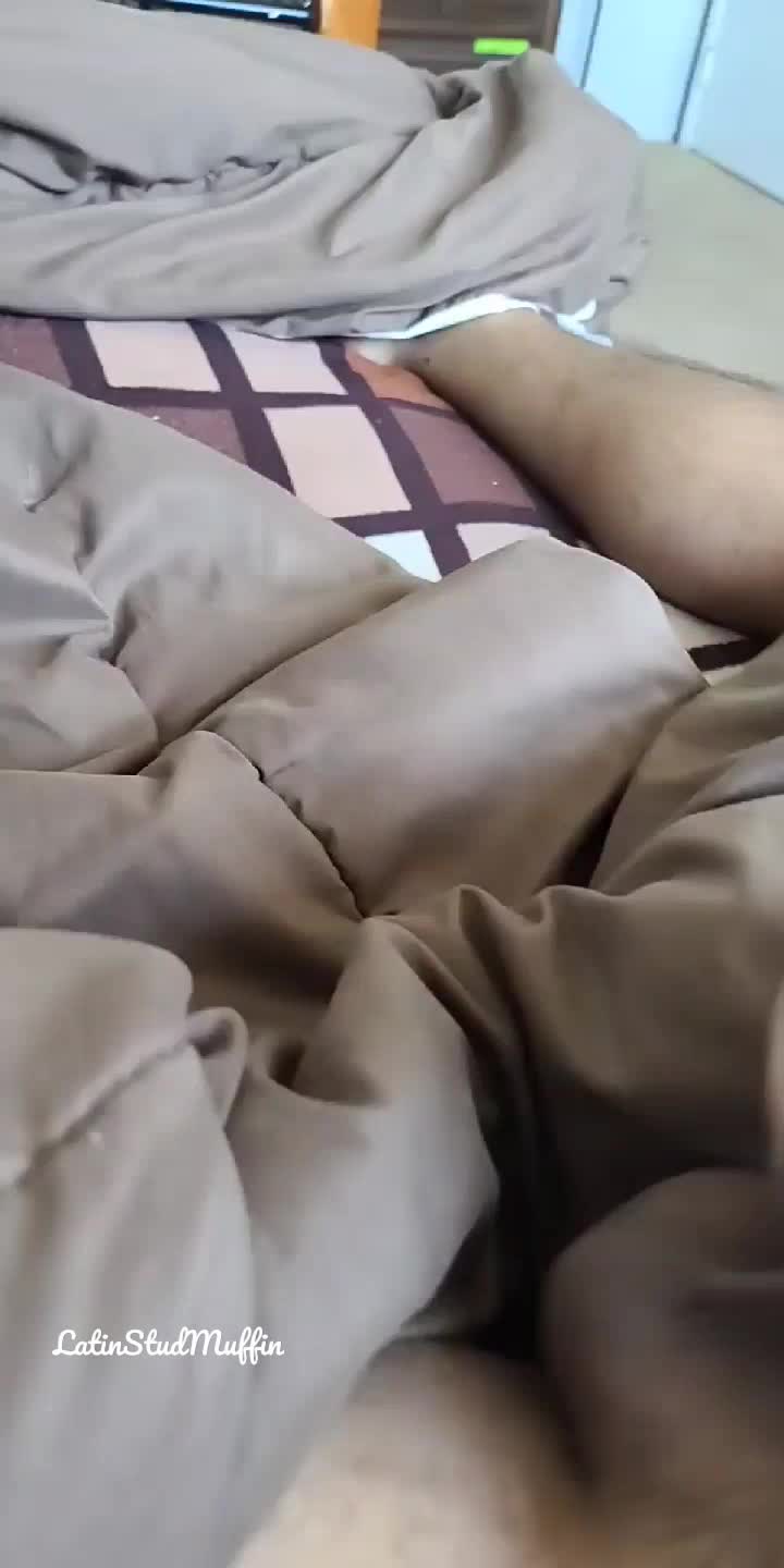 Let me know below if you like thick juicy uncut cocks 😉 like mine ! 🍆💦
