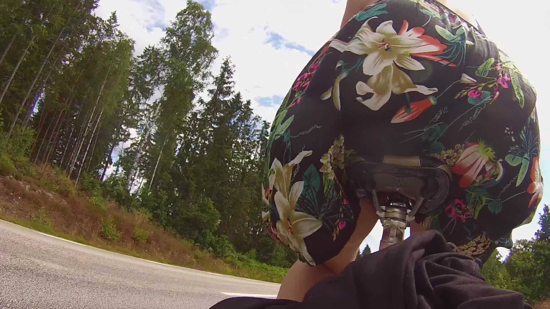 okay here you go: i stand up on my pantyless bike-ride so you can all see my... saddle, that is what it´s all about right? my saddle! i knew it! 🍑