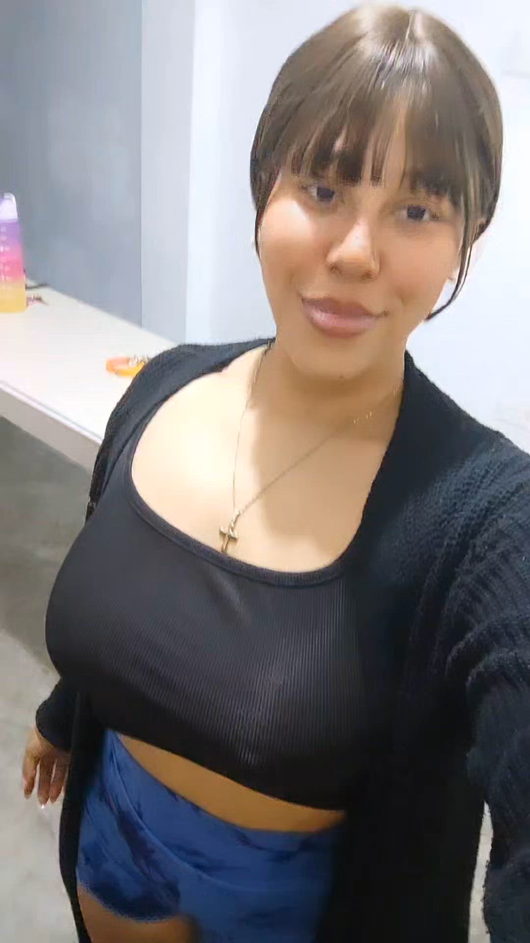 Latina, Public, TikTok, tik-tok