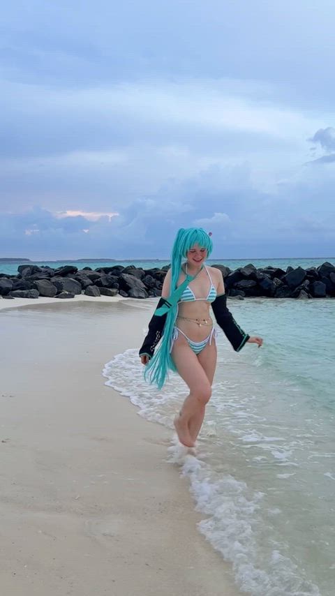 Hatsune Miku cosplay (Neyrodesu)