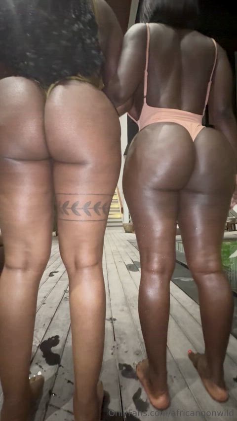 Real African booty meat, are you taking left or right?