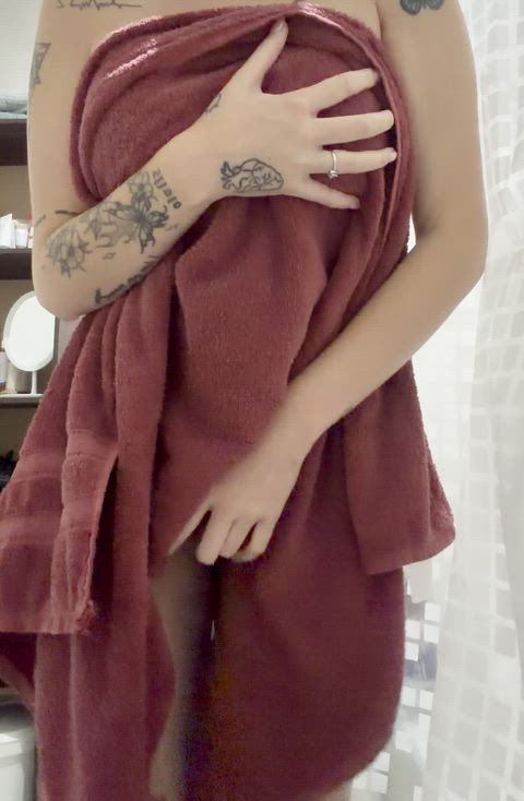 Trace my curves with your tongue 🍑 MY ONLYFANS IS FREE thumbnail