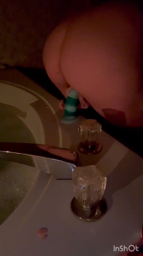 [Nox: discontinued green striped dildo] Oops Bath Time 🛁