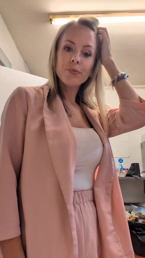 Farting in office, opsss