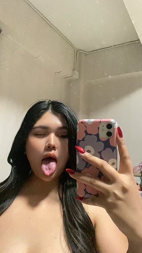 Thick Inferior slut ready to be used… who’s claiming me first?