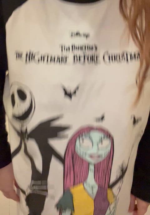 Can you see my ass jiggling?