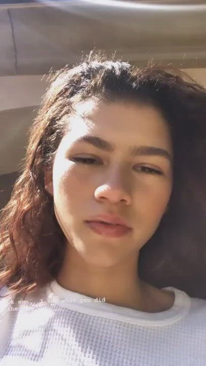 Celebrity Cute Zendaya Porn GIF by redbledcom