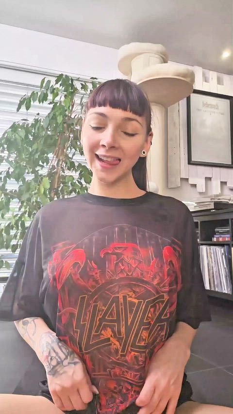 So much energy after my music practice — passing some of it to you.