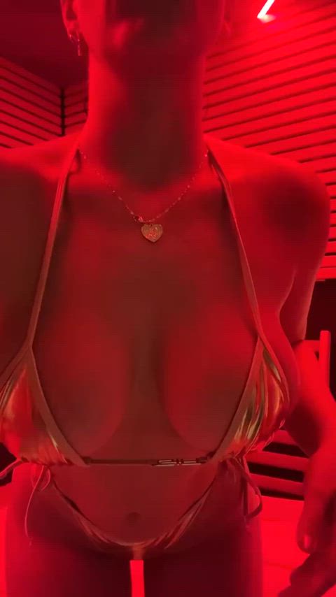 Get full access to my free 0F! https://onlyfans.com/lasirena69vip/c59 thumbnail