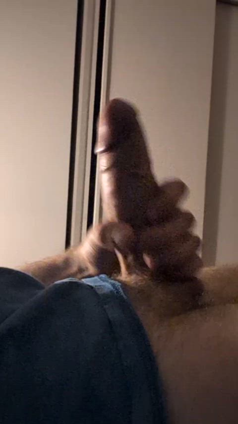 26M4FM any horny hotwives keen on swallowing a thick one?