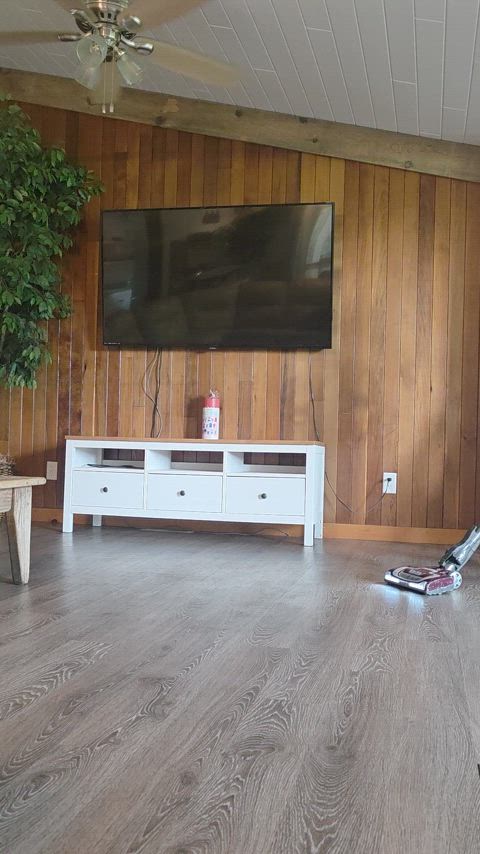 cleaning naked for u/ younggunners16