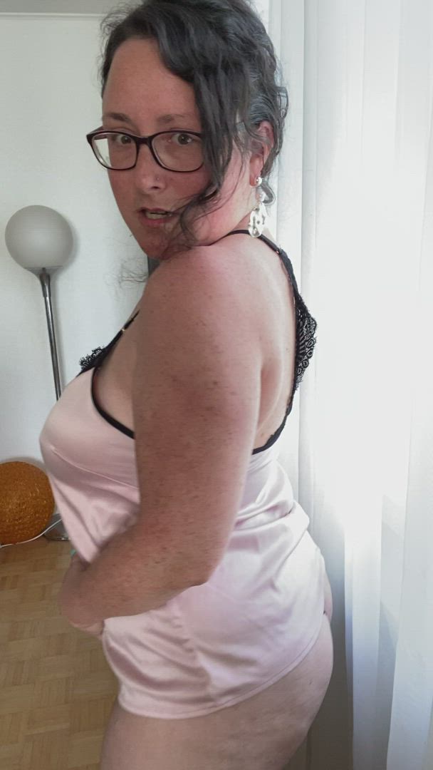 Ass, Big Ass, MILF, Natural Tits, Tits, ass-clap