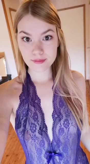 Wore my purple bodysuit again today someone help take it off? 😋