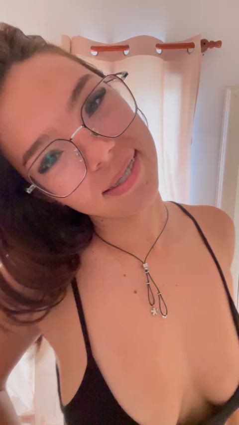 Do guys over 35 see 18 as too young? Yes or no?