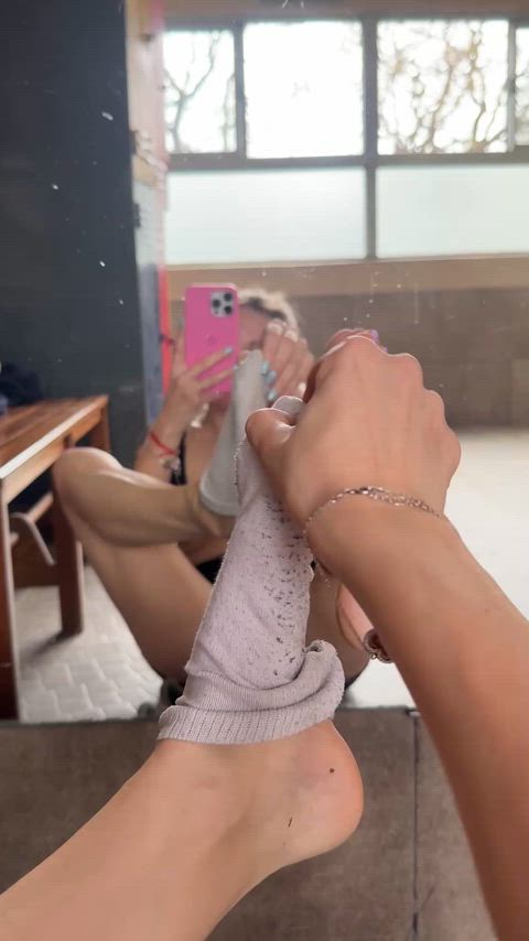 Two hours of training, some massages would soothe my feet