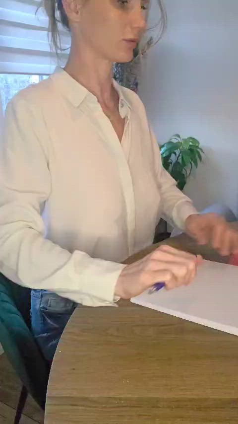 True freeuse secretary