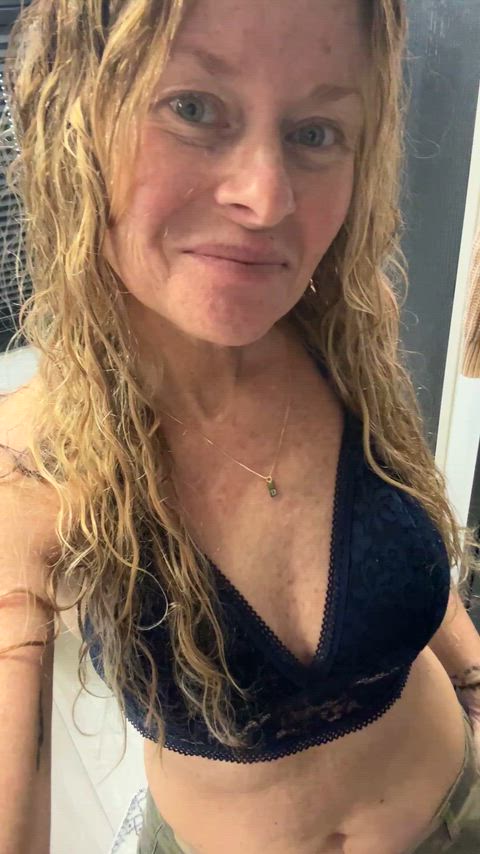 Monday already? Guess I’ll make it a little harder to focus. (F)