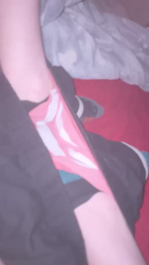 Playing with a makeshift stroker lol (Srry for the shitty angle btw)