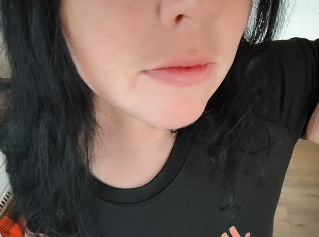 Im a Naughty horror nerd mom