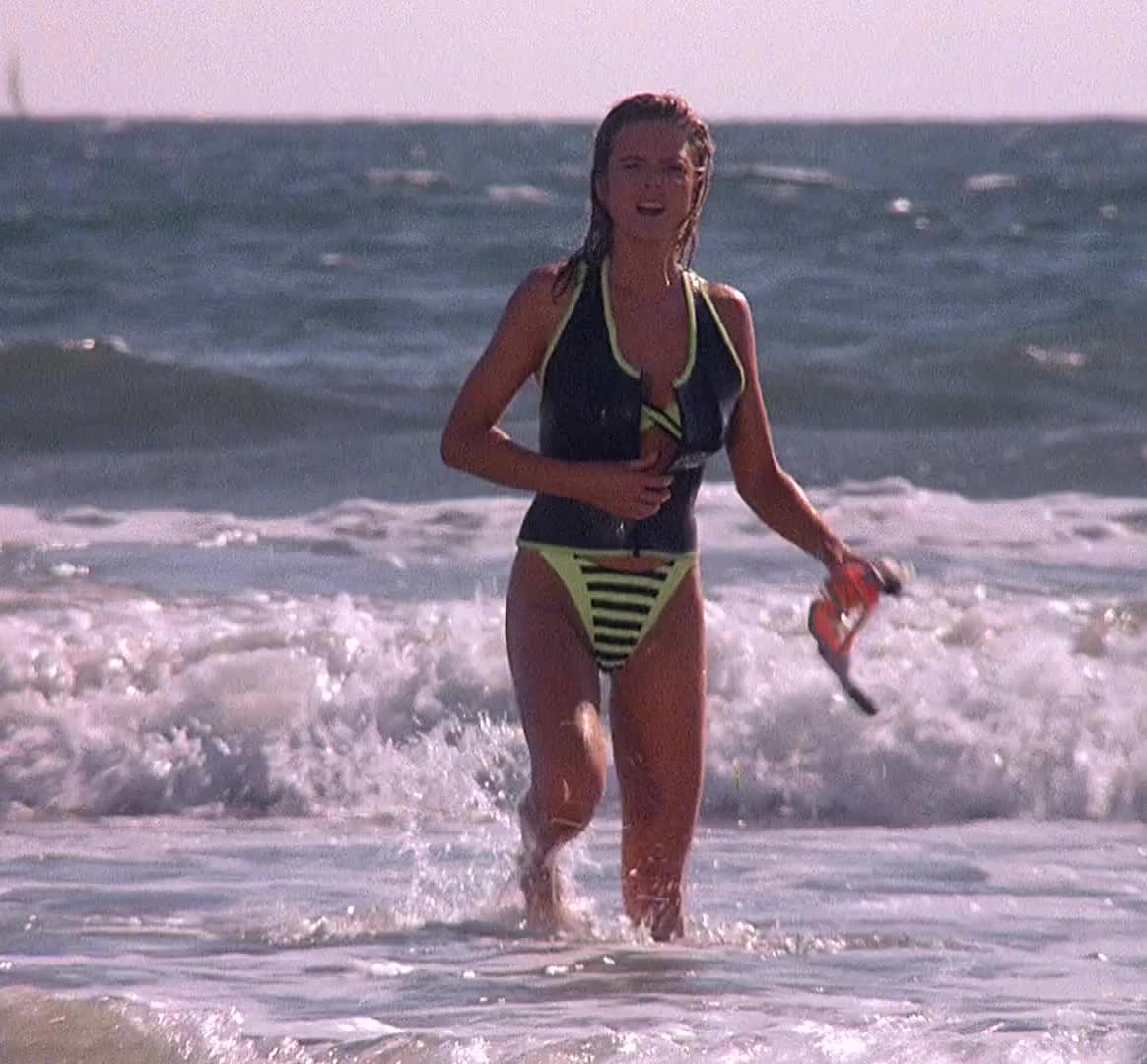 Courtney Thorne-Smith - Side Out