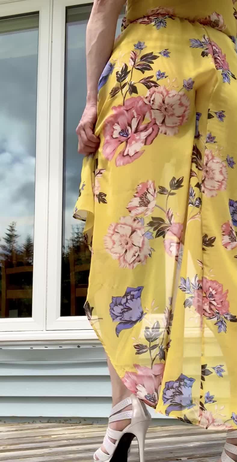 What To Wear Under A Yellow Dress☺️😘💋