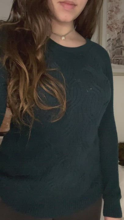 Amateur Big Tits Bouncing Tits Teen Titty Drop Porn GIF by lamsinka89