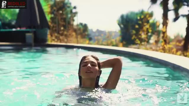 Amateur Babe Bikini Model Tits Porn GIF by redbledcom