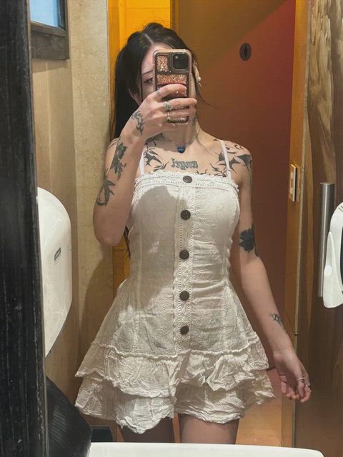 come entertain a teen fuckslut