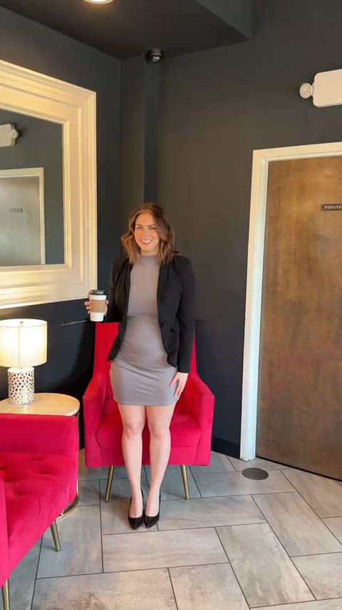 Dress, legs, heels... and all eyes on me