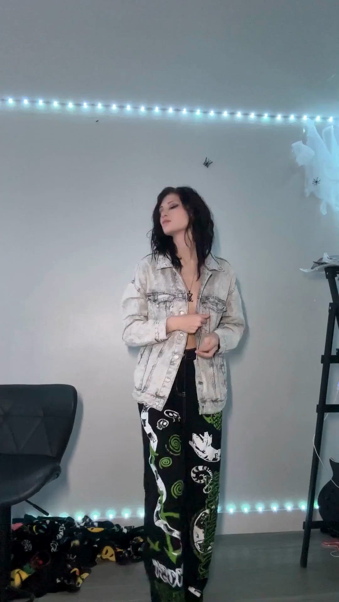 kiravamp recent video