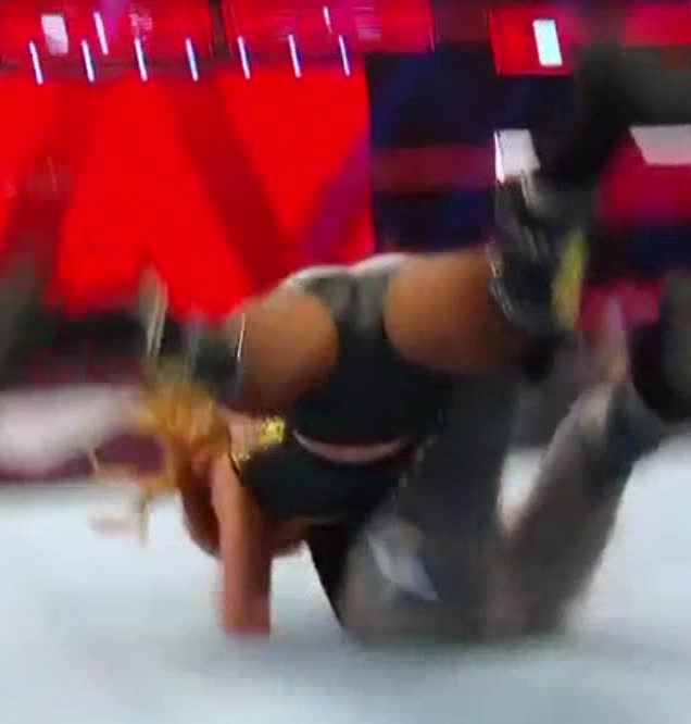Becky’s Ass and Thighs 🤤
