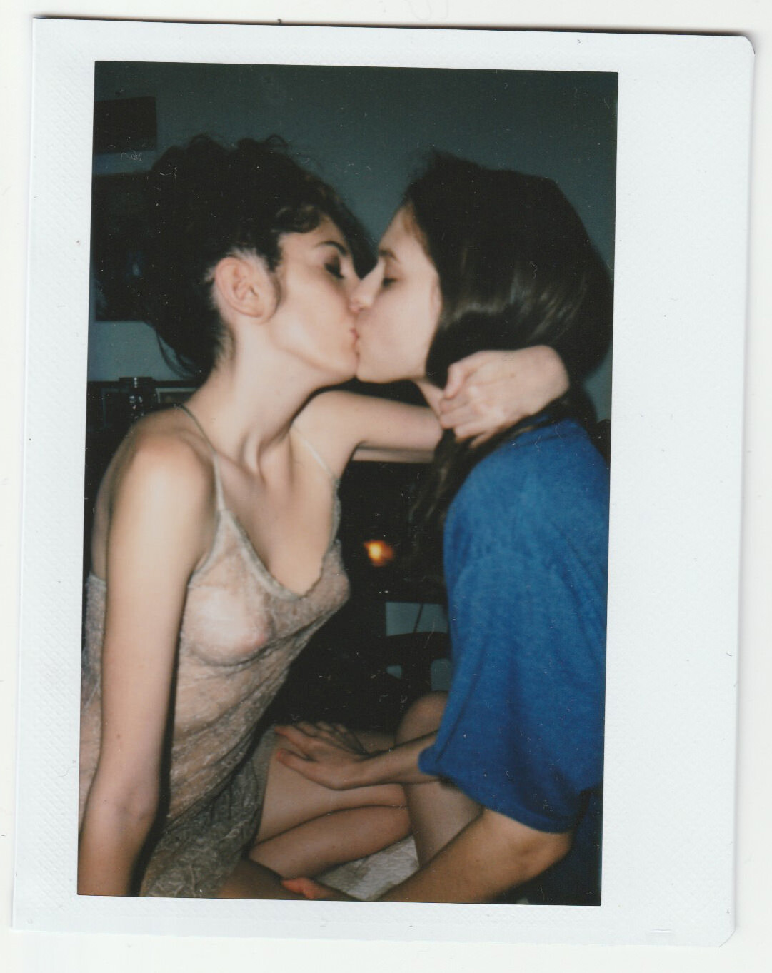 Lesbian kissing lesbian pokies
