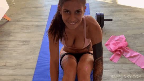 Getting Some Hipthrusts In 🤯